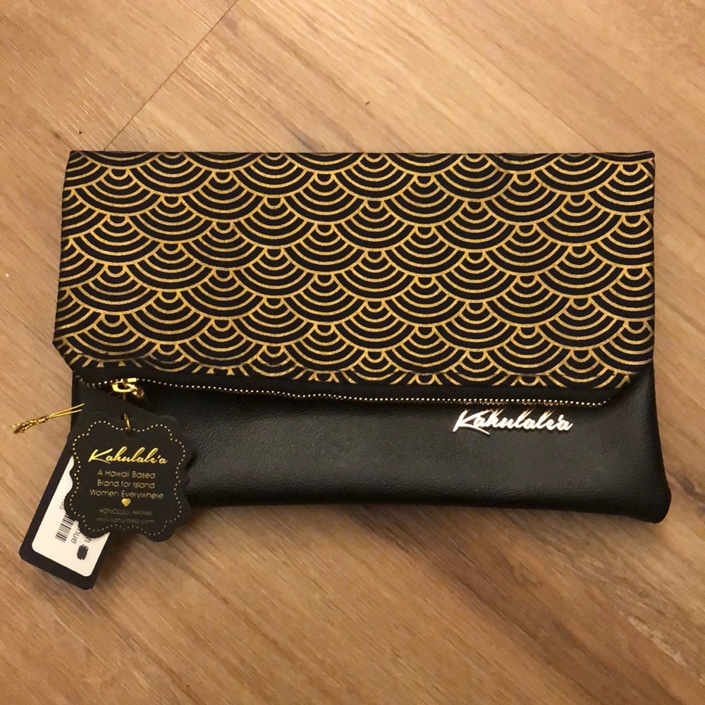 Kahulale’a Fold Over Clutch